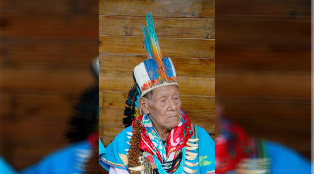 Visita Xalapa chamán de 104 años, el más antiguo de Colombia