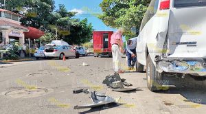 Choque; Corola Impacta a dos Vehículos