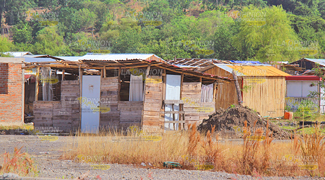 Disputan terrenos