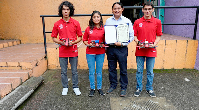 Mexicanos ganan competencia de Drones Autónomos en el IROS 2017 celebrado en Canadá
