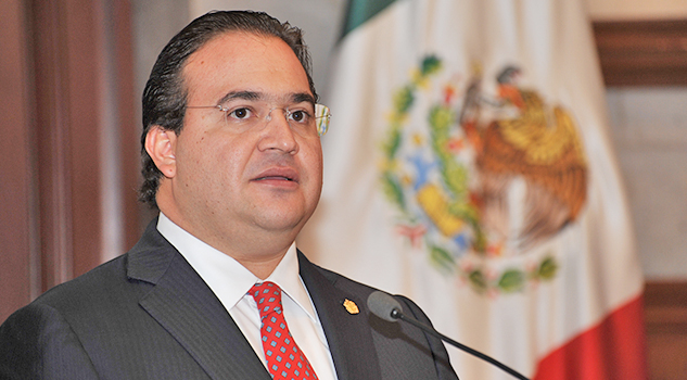 Duarte se llevó dinero de becas