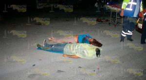 Mueren ex policía y su esposa al impactar su auto