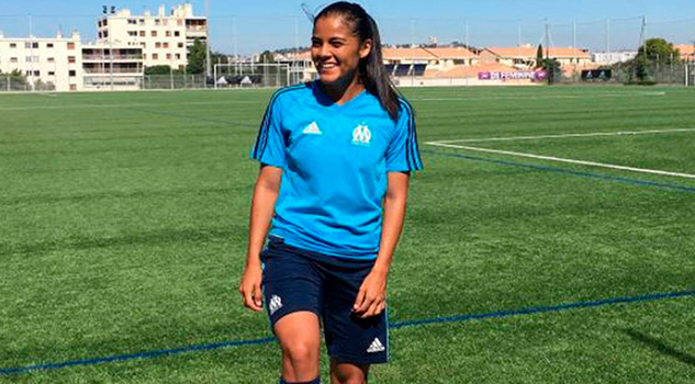 Cristina Ferral, la futbolista mexicana que ha sorprendido a Francia