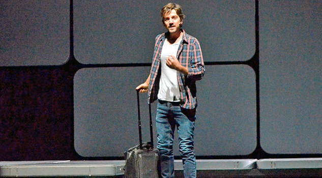 Diego Luna debuta en la obra “Privacidad” acompañado de Camila Sodi