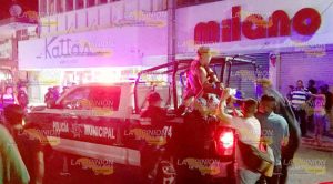 Batalla campal entre uniformados