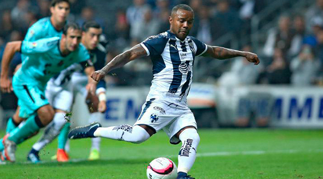 Monterrey deja en suspenso liderato tras empate con Santos