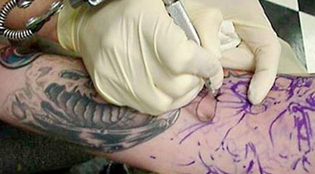 Países en que restringen el mostrar tatuajes