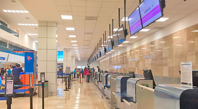 Retraso de vuelos en aeropuerto de Veracruz por banco de niebla en México