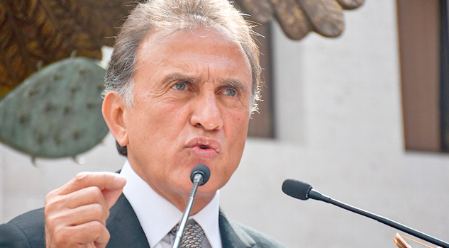 Me da mucho gusto tener a un fiscal como Jorge Winckler: Yunes Linares