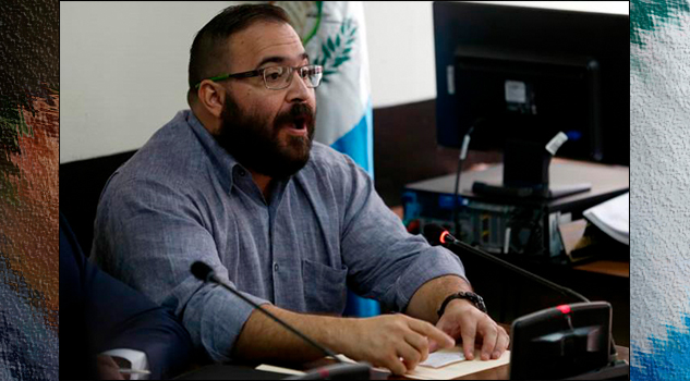 Vinculan a proceso a Javier Duarte tras negarle amparo