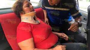 Accidente automovilístico deja como resultado una mujer lesionada Accidente Automovilístico Resultado Mujer Lesionada