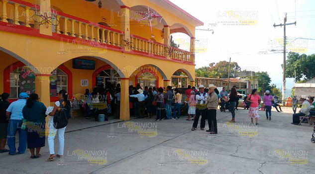 Alcaldes poblanos renuncian a sus cargos Alcaldes Poblanos Renuncian Cargos