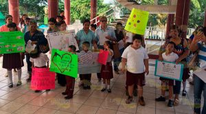 Alumnos del CEM 3, visitan el Palacio Municipal Alumnos CEM 3 Visitan Palacio Municipal