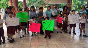 Alumnos del CEM 3, visitan el Palacio Municipal Alumnos CEM 3 Visitan Palacio Municipal