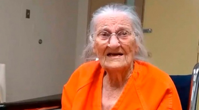 Arrestan a mujer de 93 años por no pagar el asilo Arrestan Mujer No Pagar Asilo