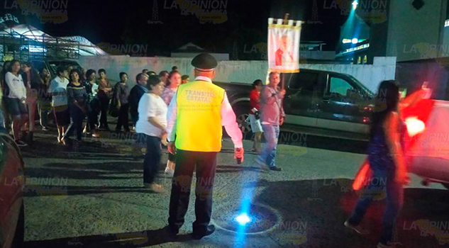 Se preparan para honrar a la virgen
