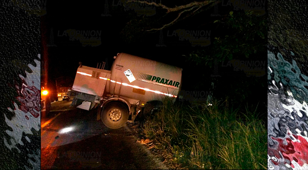 Fuerte choque sobre la carretera Federal 180 Matamoros-Puerto Juárez
