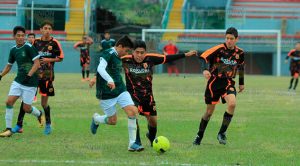 GALERÍA: Primer Tiempo, Final Juvenil Sub-17, XLIII Torneo de Futbol de los Barrios Gaviotas VS SuperStart
