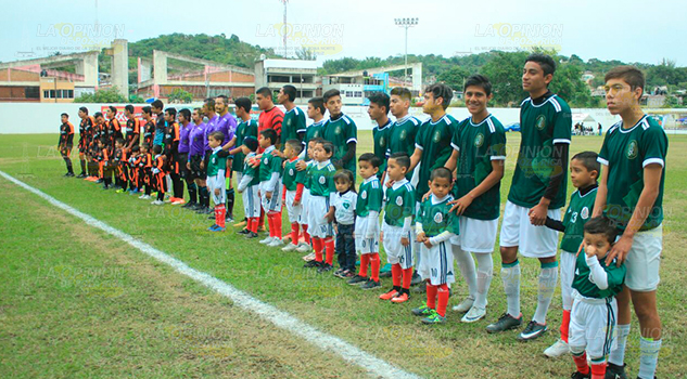 Gaviotas VS SuperStart