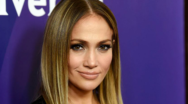 Jennifer Lopez desata críticas por arrugas Jennifer Lopez Desata Críticas Arrugas