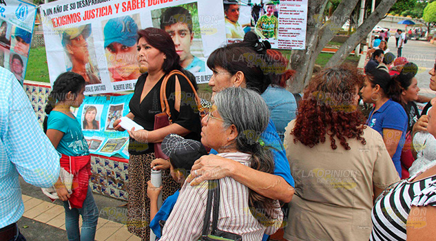 "El país entero es un panteón" País Entero Panteón