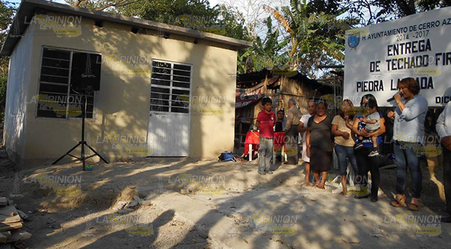 Programa "Combate a la pobreza", cambia vida a familias Programa Combate Pobreza Cambia Vida Familias