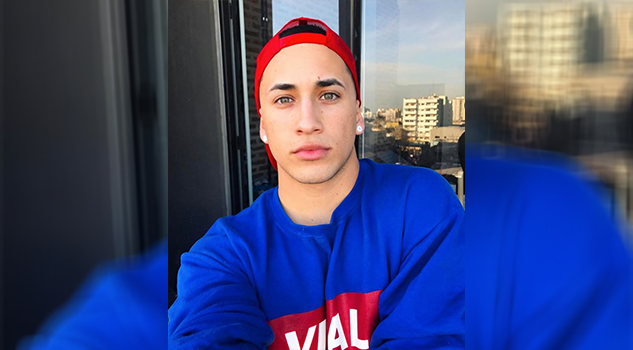 Youtuber desata polémica por supuestamente besar a niñas Youtuber Polémica Besar Niñas