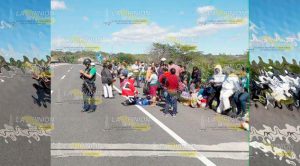Autobús arde en llamas a la altura de Corral Falso