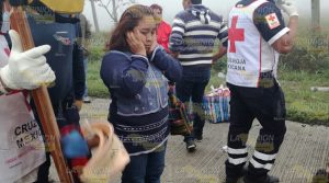Vuelca autobús con pasajeros, mas de 12 heridos