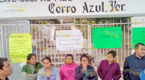 Toman la escuela primaria Ejército Mexicano