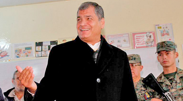 Ecuador enfrenta golpe de Estado, dice el expresidente Correa