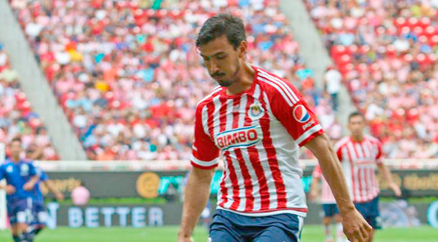 Oficial: Oswaldo Alanís se reintegra al primer equipo de Chivas