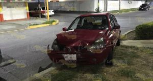 #Video Irresponsable conductor; choca y se da a la fuga