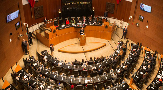 Presentan iniciativa para que el Presidente pueda ser acusado por corrupción