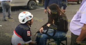 Taxi arrolla estudiante