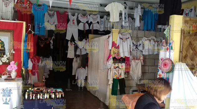 Artesanos resienten bajas ventas