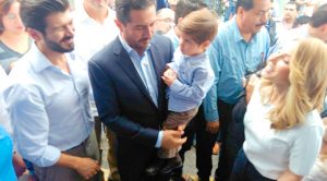 Se registra Yunes Márquez como precandidato