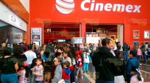 Invitación a estreno en Cinemex genera inconformidad Inconformidad Padres Familia Oferta Cinemex