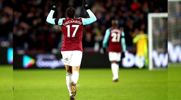 Después de casi tres meses, Chicharito anota y da empate al West Ham