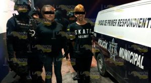 Detienen a dos por asalto a taxista con corta uñas Detiene Dos Asalto Taxista Corta Uñas