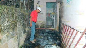 Se incendia vivienda por un cohete Incendia Vivienda Cohete