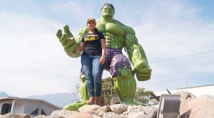 En un municipio de Veracruz gastaron 360 mil pesos para crear un parque temático con héroes de Marvel y DC Comics