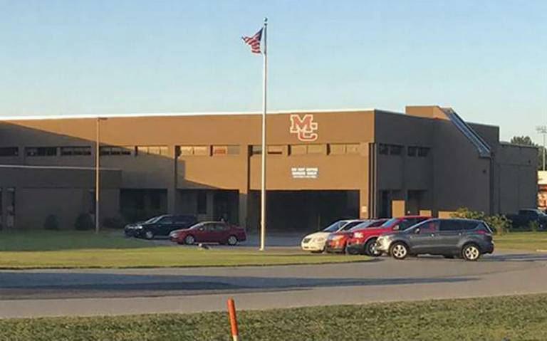 Tiroteo en secundaria de Kentucky deja un muerto y varios heridos