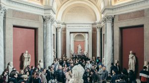La primera mujer a cargo de los museos del Vaticano ya ha puesto su sello