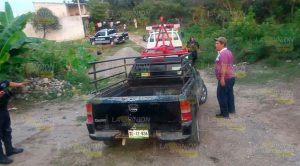 ¡Abandonan una camioneta! Abandonan Camioneta