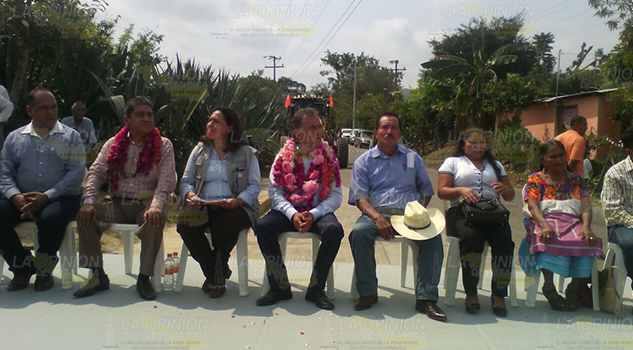 Arranca la reconstrucción de la carretera de Chicontepec a San Sebastián