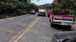 Caos vial en carretera federal Caos vial Carretera Federal
