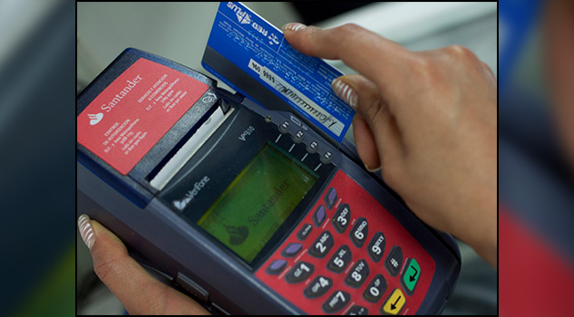 Hasta 140 mil pesos, deuda promedio por mal uso de tarjetas
