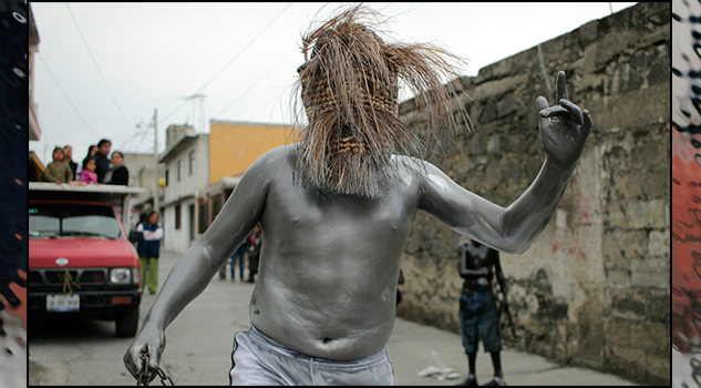 Iluminan xinacates a San Nicolás de los Ranchos