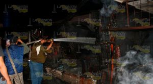 Incendio arrasó con rosticería en Monte Chiquito Incendio Arrasó Rosticería Monte Chiquito